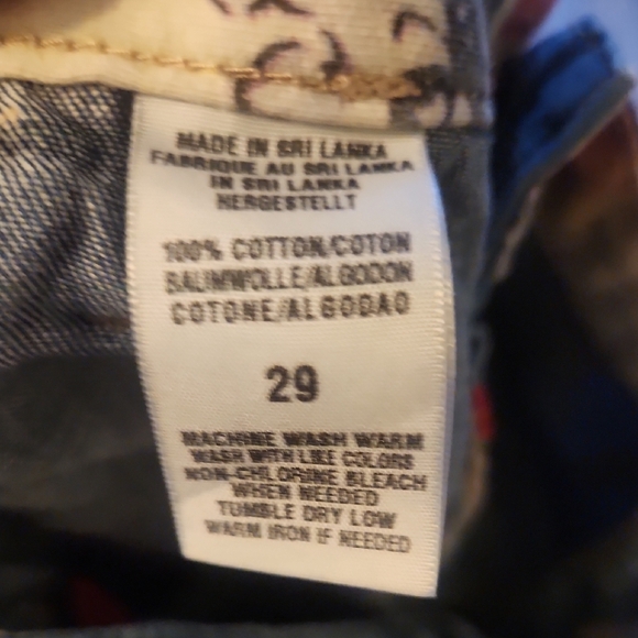 Lucky Brand Relaxed Blue Jeans - Picture 6 of 10